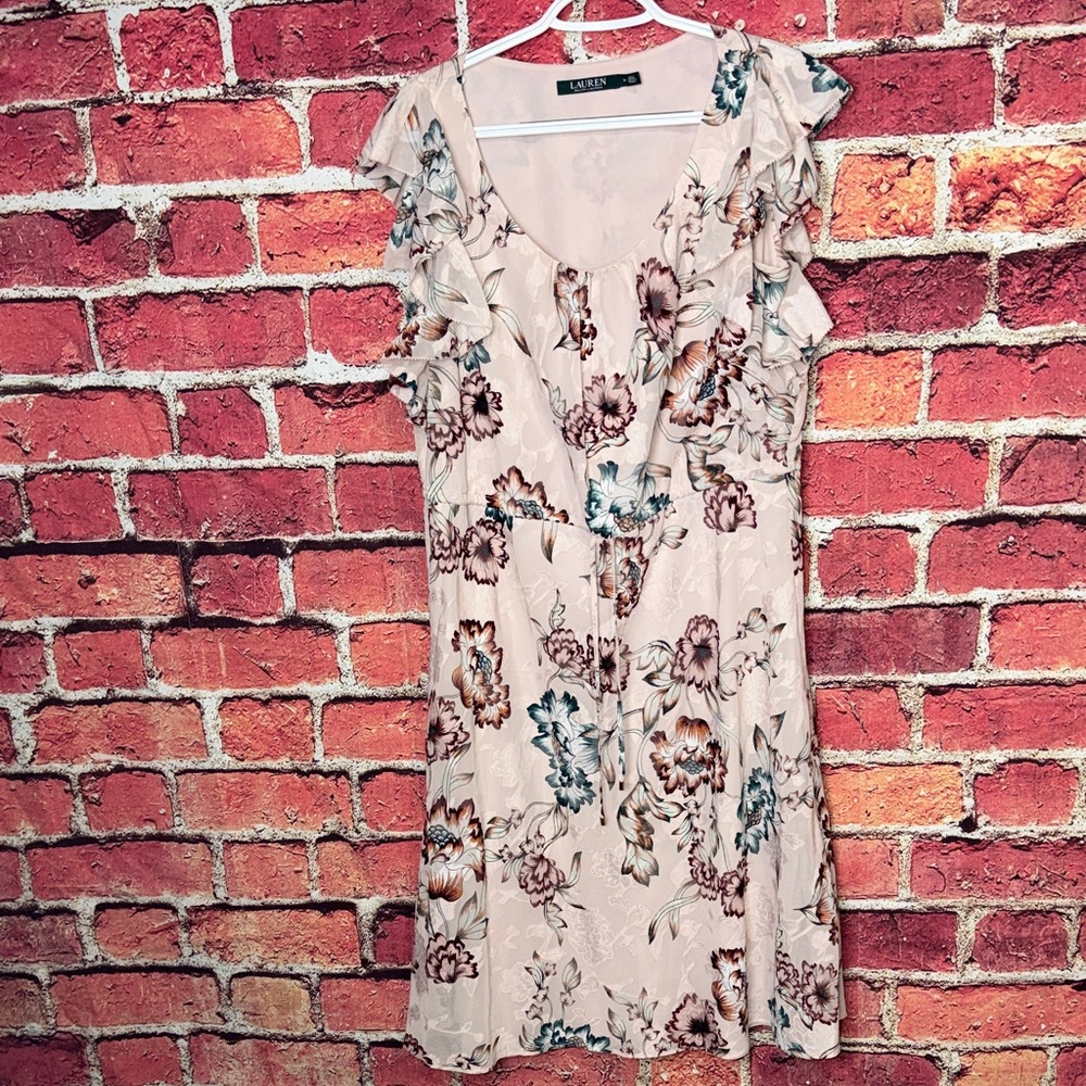 Lauren Ralph Lauren Floral Dress Size 8P Petite Cream Ruffle Sleeve